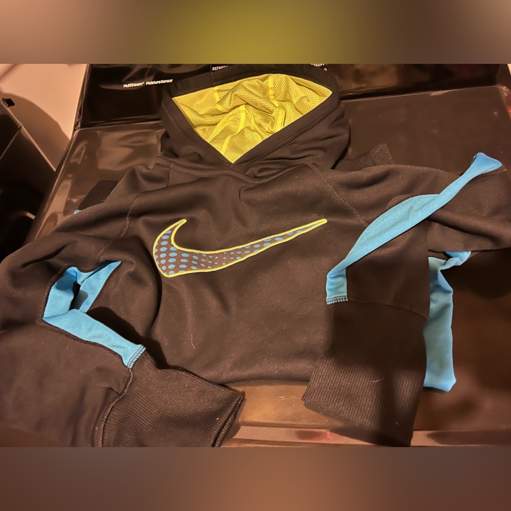Small black sweatshirt